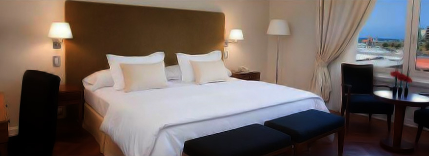 hotel-provincial-room